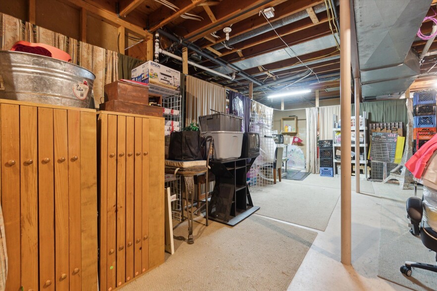 More Photos Of 4344 Richfield Rd, Flint Office For Sale