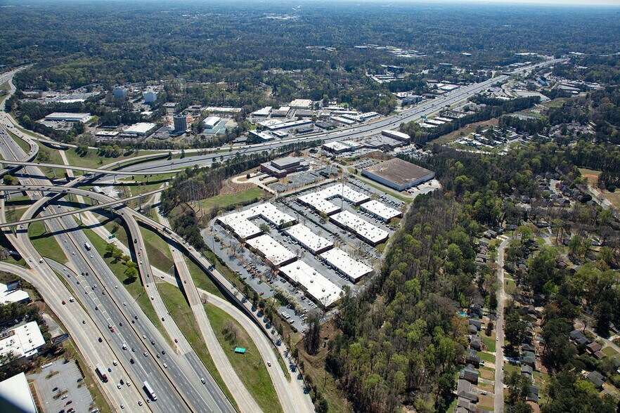 More Photos Of 4000 Dekalb Technology Pky, Atlanta Light Distribution For Lease