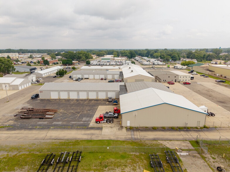 More Photos Of , Elkhart Unknown For Sale
