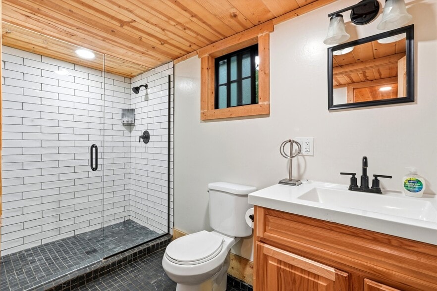 More Photos Of 1355 E Christopher Creek Loop, Payson Hotel For Sale