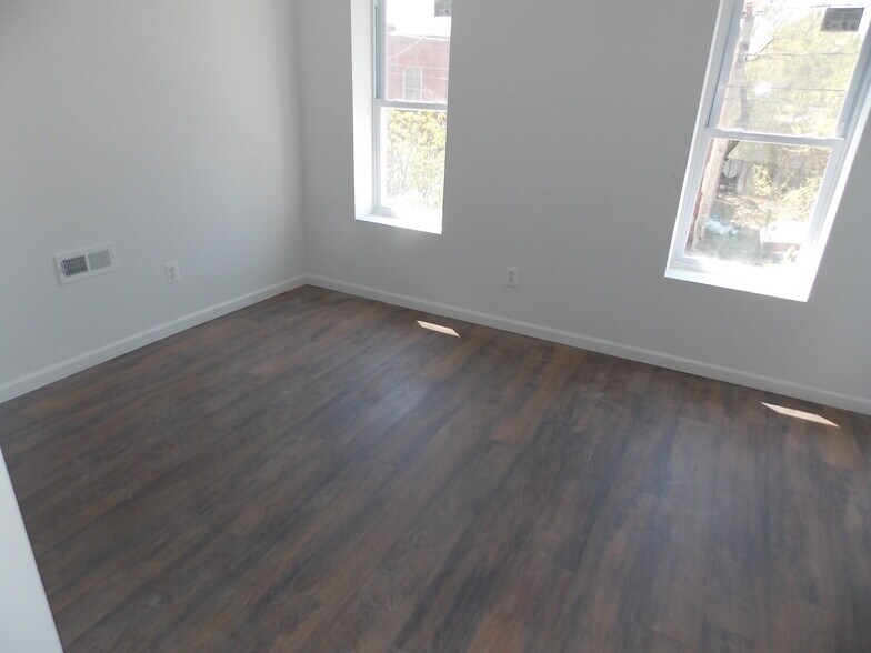 More Photos Of , Philadelphia Specialty For Sale