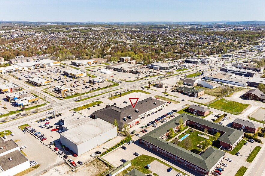 More Photos Of 4870 Boul Bourque, Sherbrooke General Retail For Lease