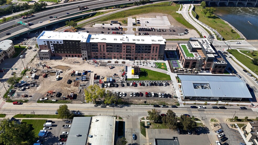 More Photos Of 151 1st Avenue SW, Cedar Rapids Apartments For Lease