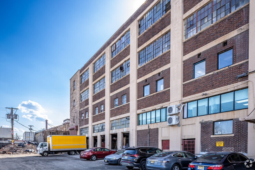 More Photos Of 337-351 Sherman Ave, Newark Manufacturing For Lease