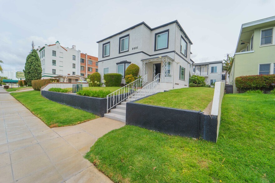 More Photos Of 3621 Park Blvd, San Diego Apartments For Sale