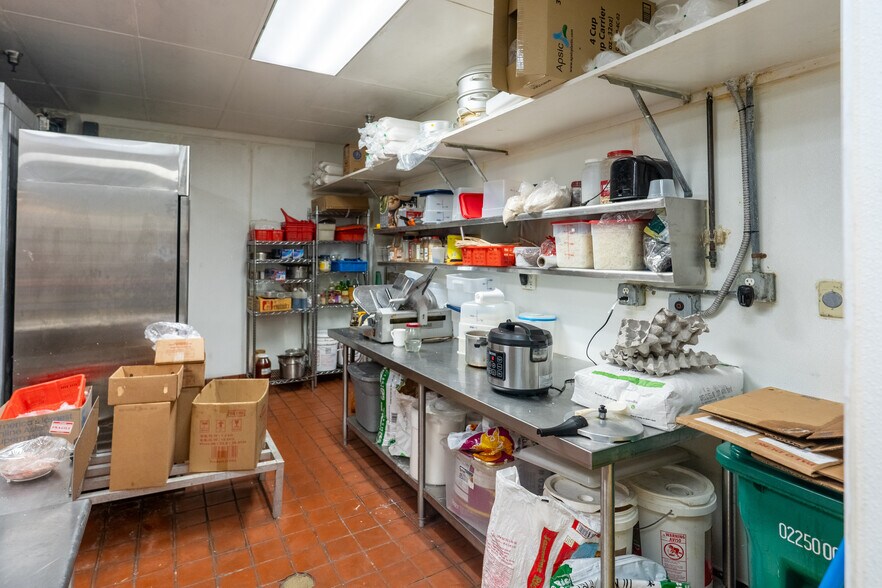 More Photos Of 328 7th St, Oakland Storefront Retail Office For Lease
