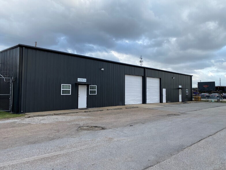 More Photos Of 11234 Timber Tech Ave, Tomball Unknown For Lease