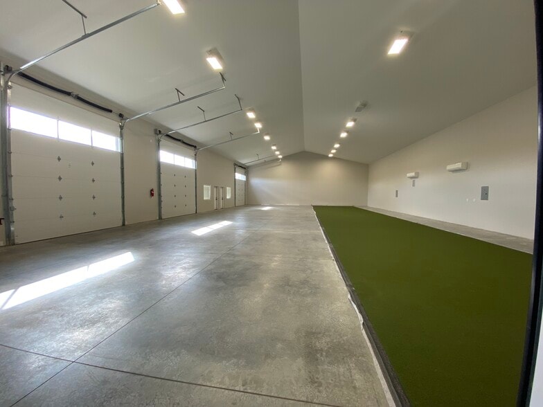 More Photos Of 9603 Tieton Dr, Yakima Distribution For Lease