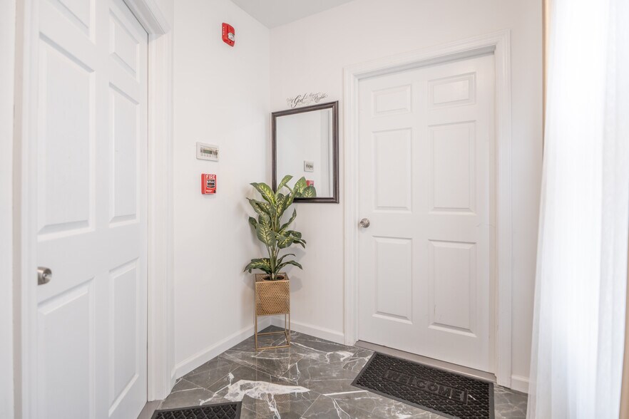 More Photos Of 282 Lyons Ave, Newark Storefront Retail Residential For Sale