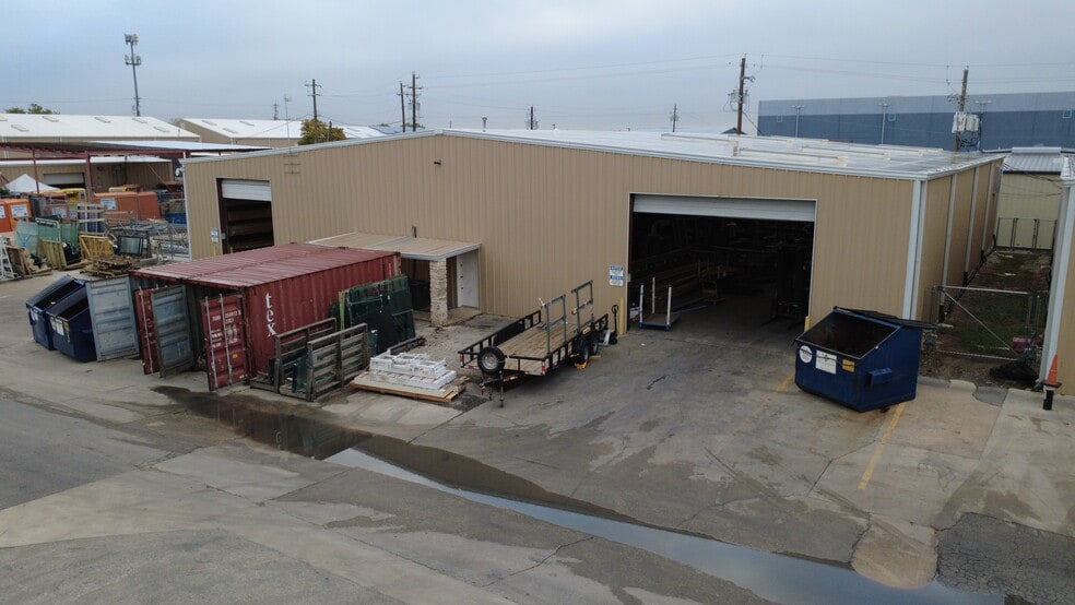 More Photos Of 9201 Brown Ln, Austin Warehouse For Sale