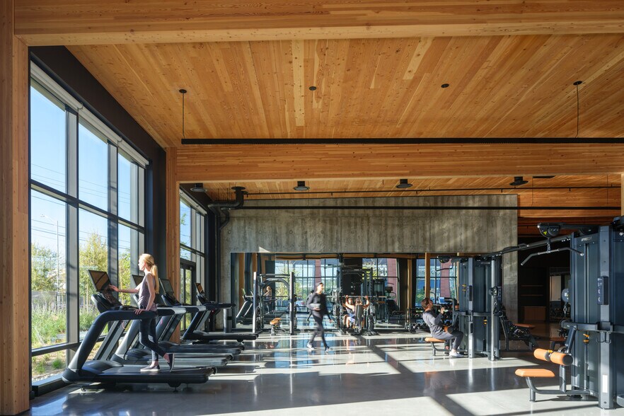 More Photos Of 50 Tanforan Ave, South San Francisco Unknown For Lease