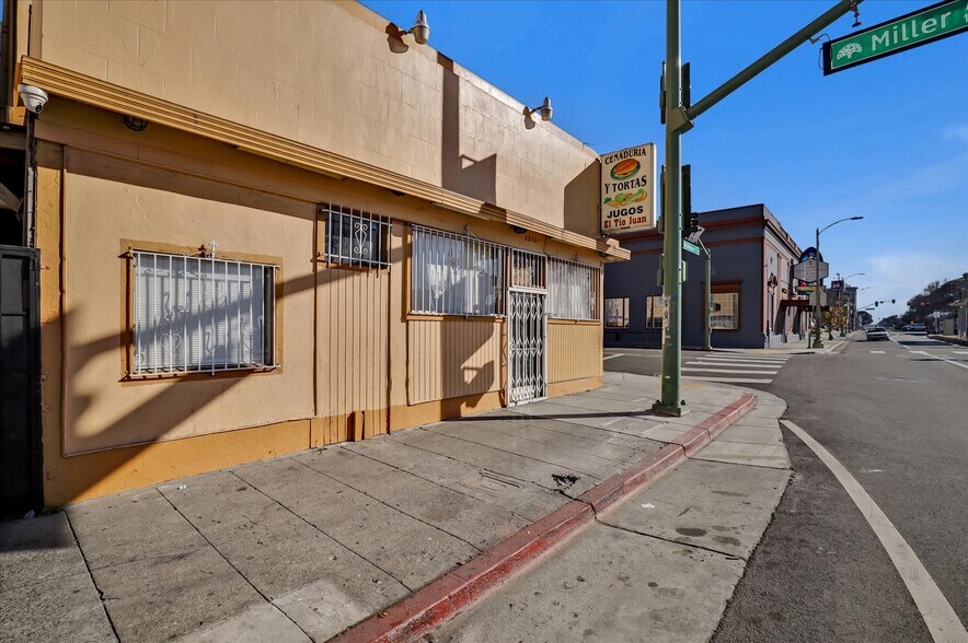 More Photos Of 1407 Miller Ave, Oakland Storefront Retail Residential For Sale