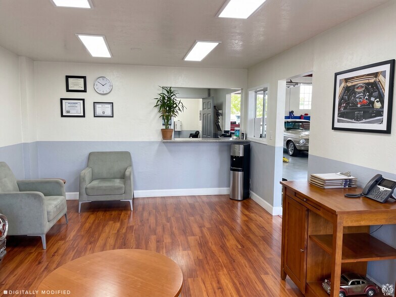 More Photos Of 1672 E 14th St, San Leandro Auto Repair For Sale
