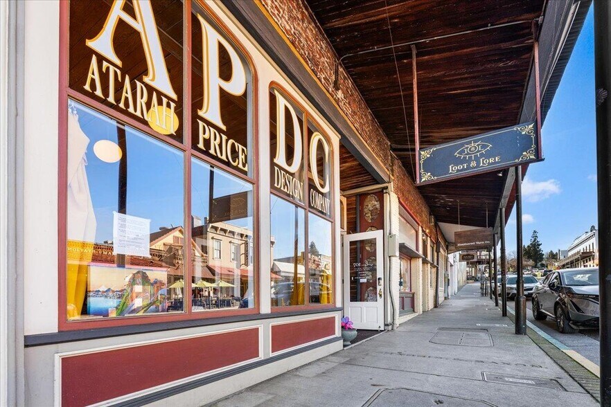 More Photos Of 107 W Main St, Grass Valley Storefront Retail Office For Sale