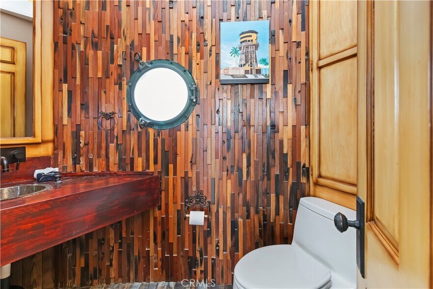 More Photos Of 1 Anderson St, Seal Beach Specialty For Sale