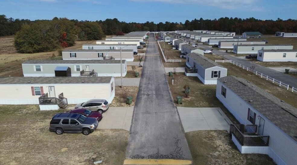 More Photos Of 101 Beltons Loop, Raeford Manufactured Housing Mobile Home Park For Sale