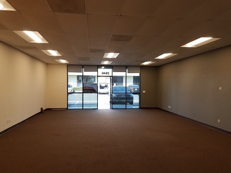 More Photos Of 2840-2850 E Foothill Blvd, Pasadena Office For Lease
