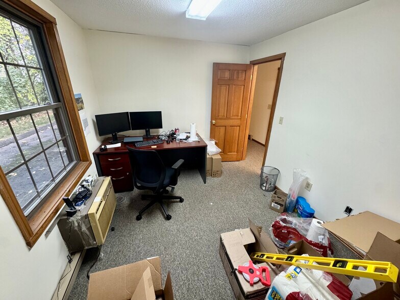 More Photos Of 24 West Rd, Ellington Apartments For Sale