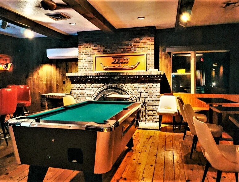 More Photos Of 334 NY-32A, Palenville Hotel For Sale