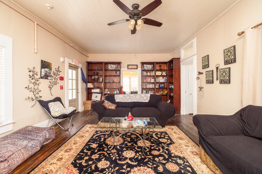 More Photos Of 336 Highway 9 S, Dawsonville Office Residential For Sale