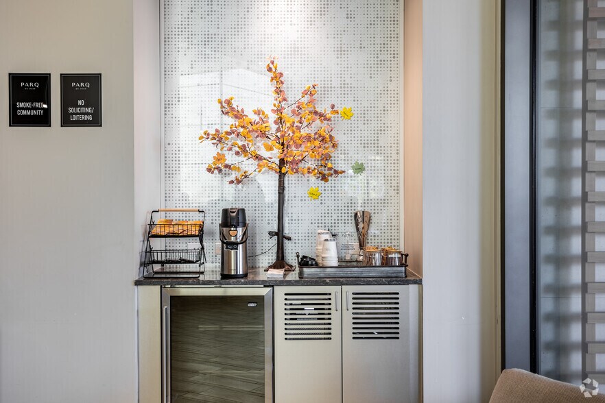 More Photos Of 909 Bannock St, Denver Apartments For Lease