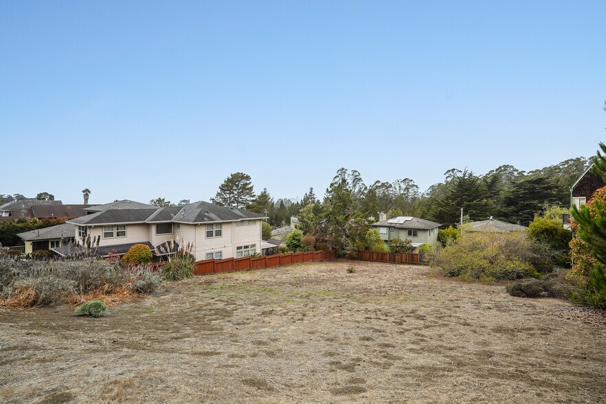 More Photos Of 00 Avenue Granada, El Granada Land For Sale