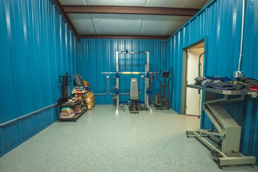 More Photos Of 19462 Lee Hwy, Abingdon General Retail For Sale