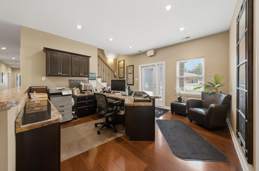More Photos Of 15-17 Scrementi Ln, Steger Office For Sale