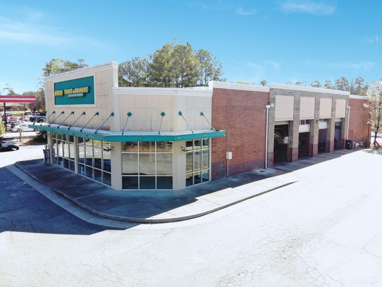 More Photos Of 5740 Peachtree Industrial Blvd, Norcross General Retail For Sale