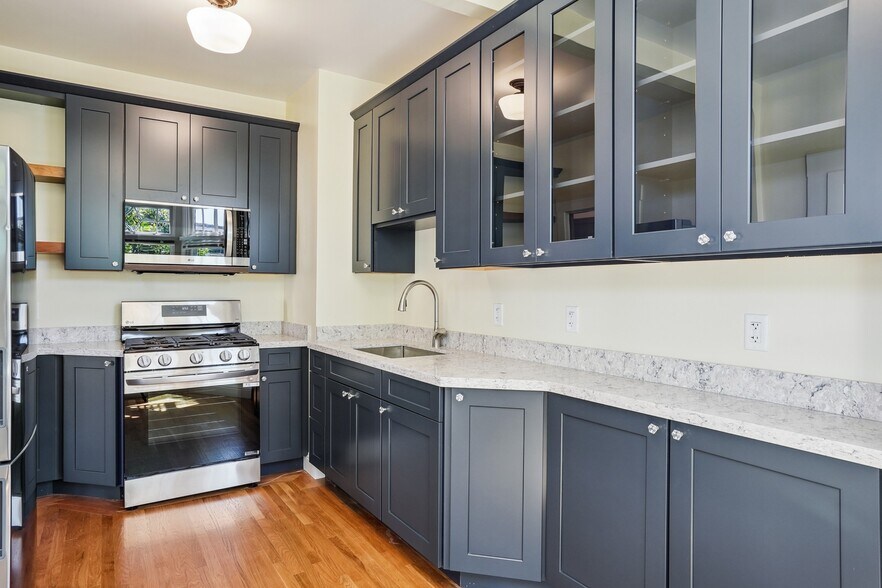 More Photos Of 105-111 Richland Ave, San Francisco Apartments For Sale