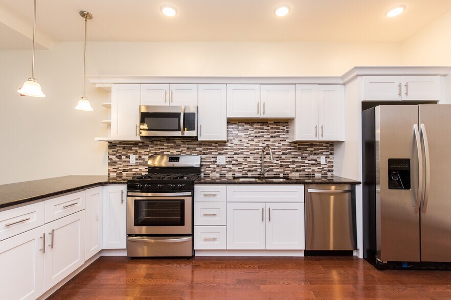 More Photos Of 1804 E Huntingdon St, Philadelphia Apartments For Sale