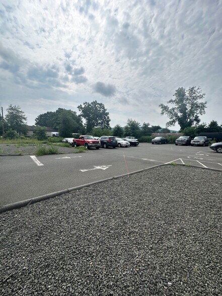 More Photos Of 10 Sparks St, Plainville Manufacturing For Sale