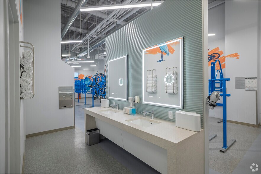 More Photos Of 1999 Harrison St, Oakland Coworking Space