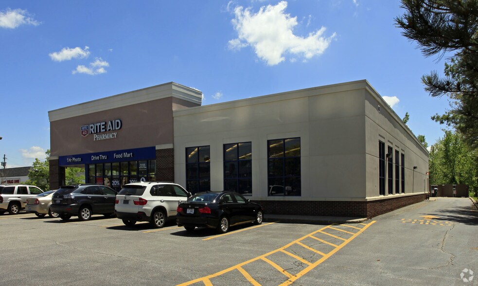 More Photos Of 28600 Chagrin Blvd, Beachwood Drugstore For Lease