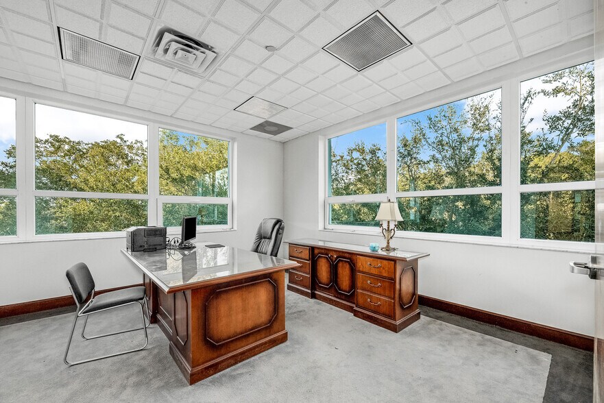 More Photos Of 1735 W Hibiscus Blvd, Melbourne Medical For Lease