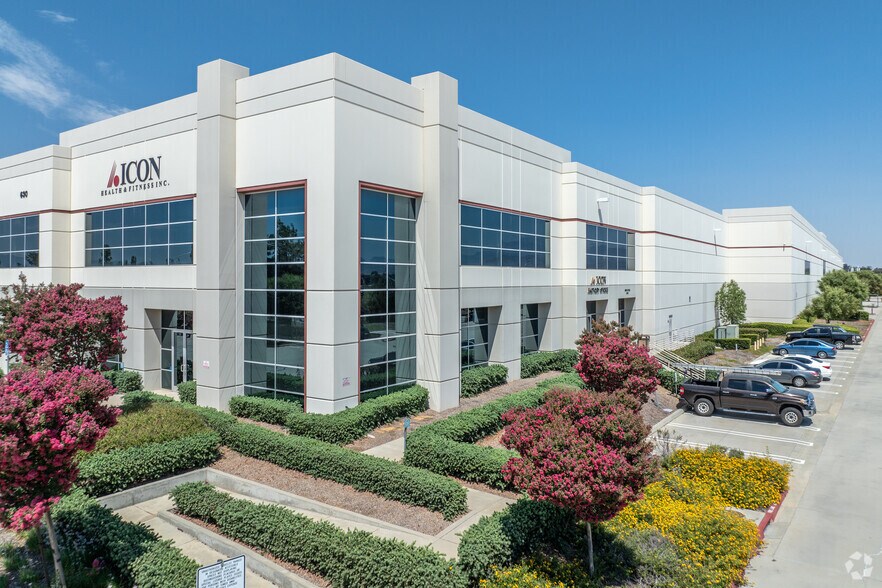 More Photos Of 630 Nicholas Rd, Beaumont Distribution For Lease