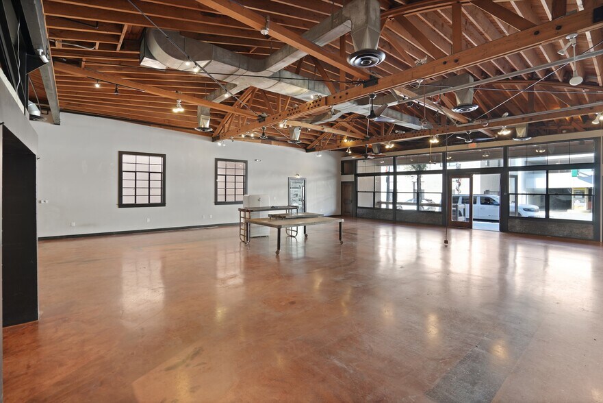 More Photos Of 6728 Bright Ave, Whittier Storefront For Sale