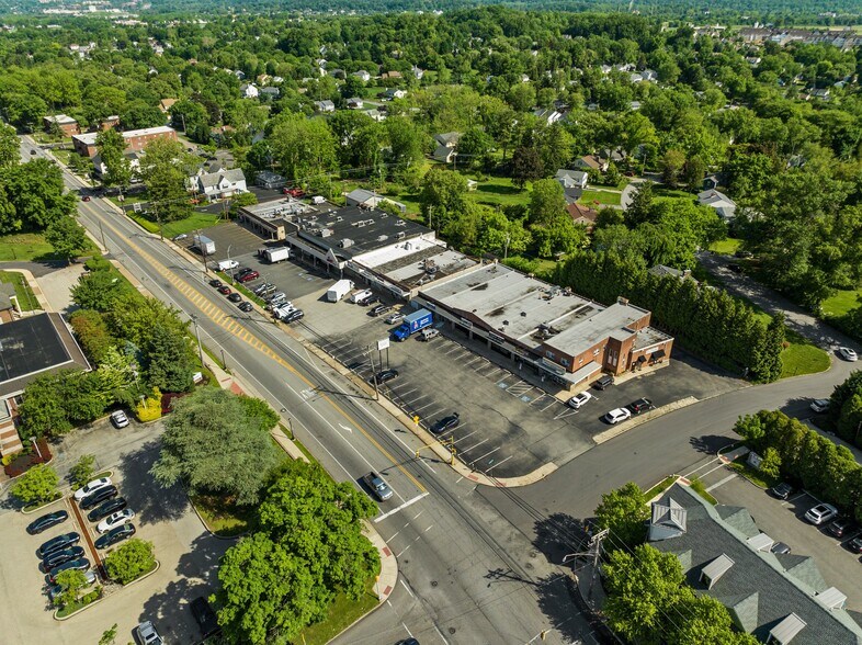 More Photos Of 513-519 Germantown Pike, Lafayette Hill Storefront For Sale