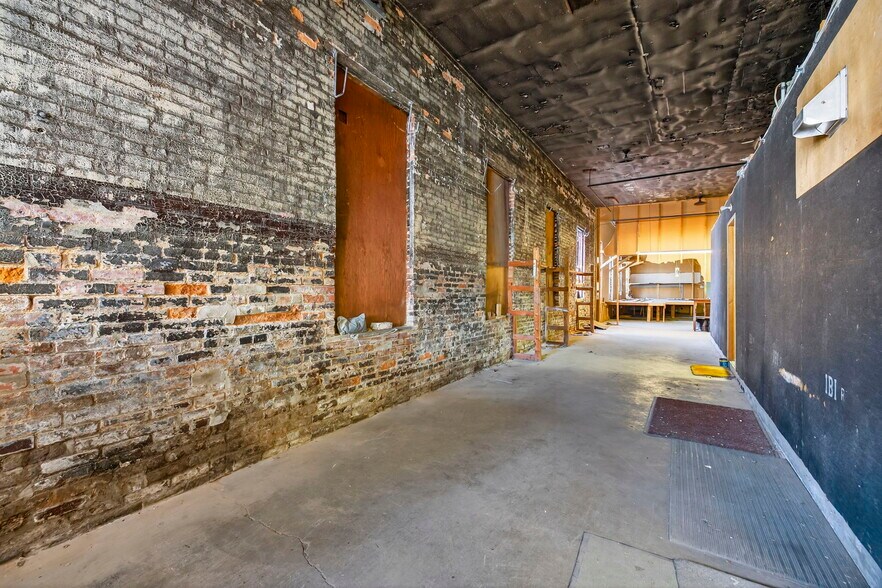 More Photos Of 314 N Braddock St, Winchester Office For Sale