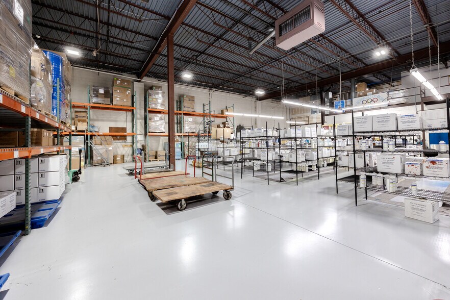 More Photos Of 60-70 Cleveland Ave, Bay Shore Industrial For Sale