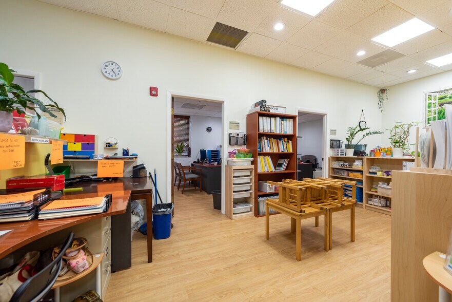 More Photos Of 8201 W Mcnab Rd, Tamarac General Retail For Sale