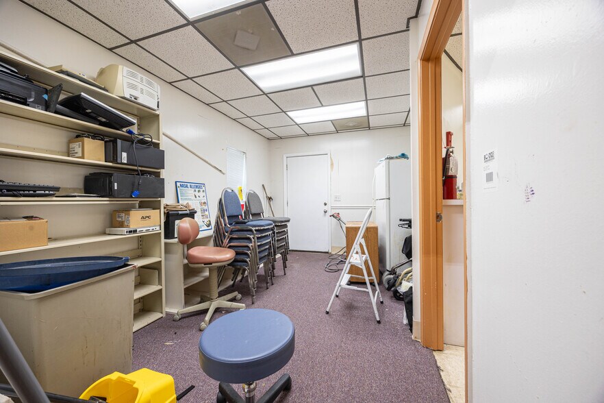 More Photos Of 1226 SW Main Blvd, Lake City Medical For Sale