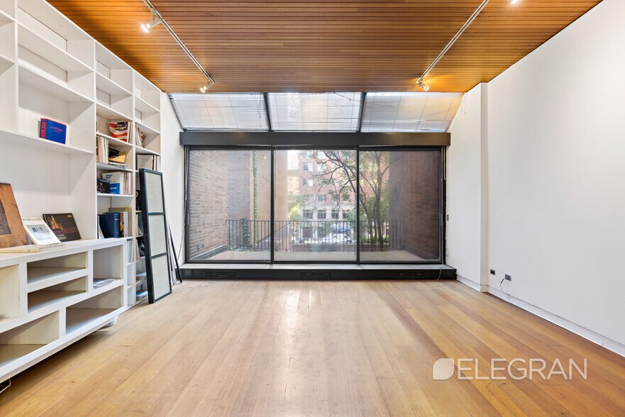 More Photos Of 246 E 48th St, New York Apartments For Sale