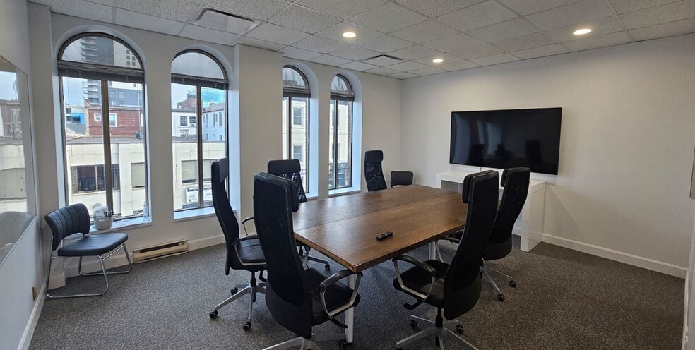 More Photos Of 80 Queen St, Kingston Office For Lease