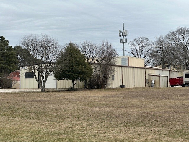 More Photos Of 3827 N Arkansas St, Rogers Warehouse For Sale
