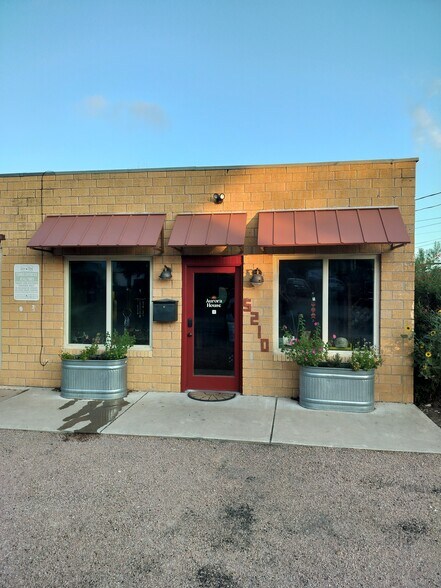 More Photos Of 5210 Avenue F, Austin Loft Creative Space For Lease