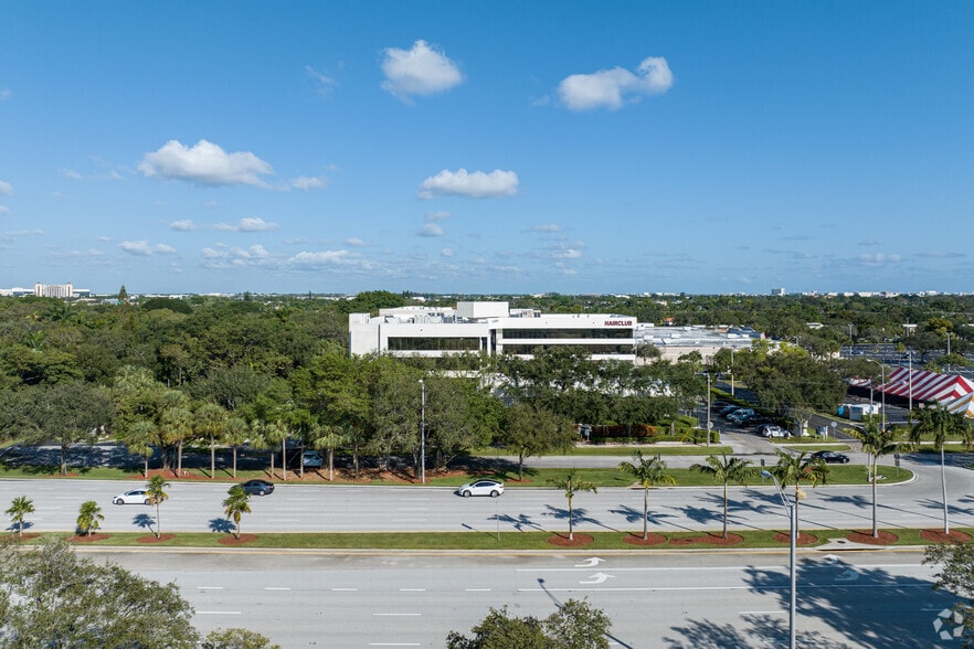 More Photos Of 1499 W Palmetto Park Rd, Boca Raton Office For Lease