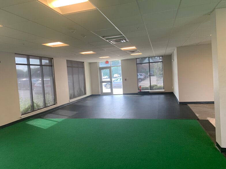 More Photos Of 390 South Ave, Rochester Apartments For Lease