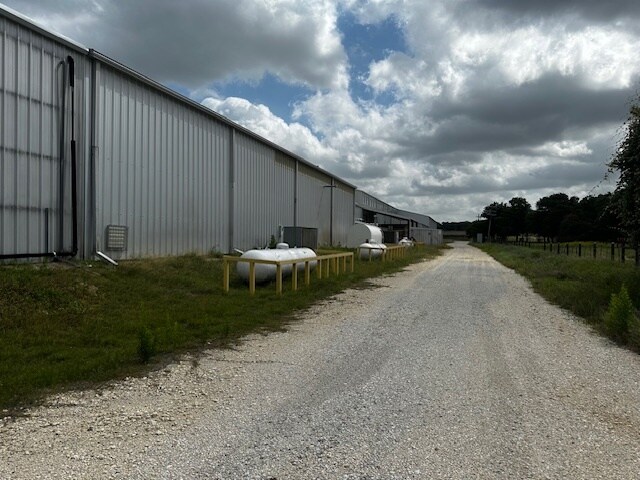More Photos Of 5650 Matlock Rd, Granbury Industrial For Sale