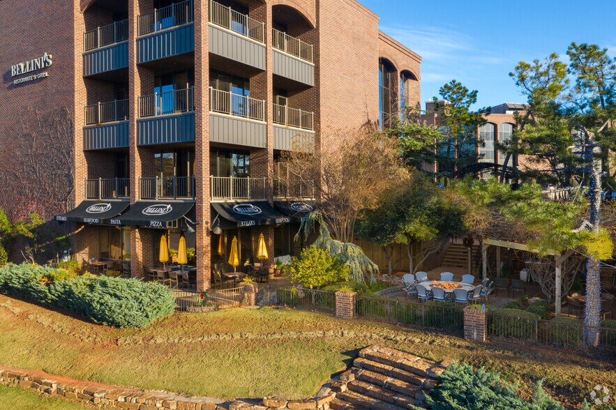 More Photos Of 6301 Waterford Blvd, Oklahoma City Unknown For Lease